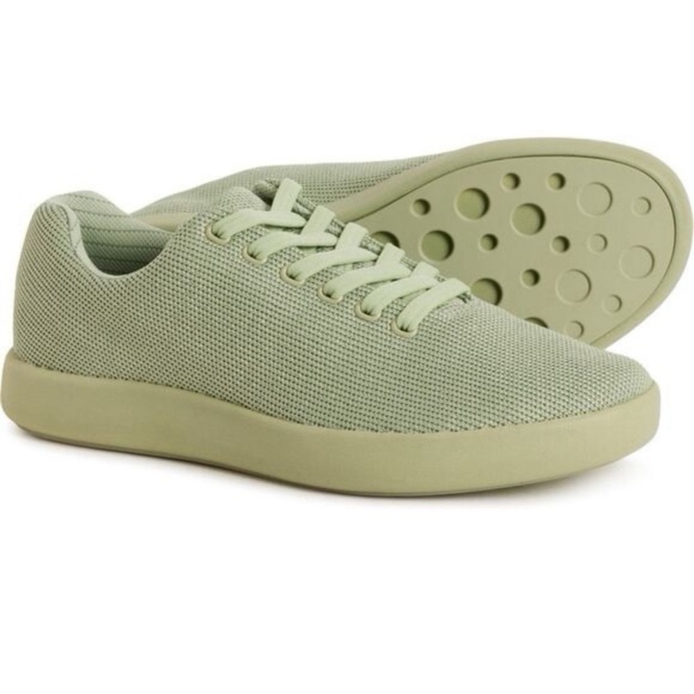 Atoms Model 000 Shoe Mens 9/Women’s 10.5